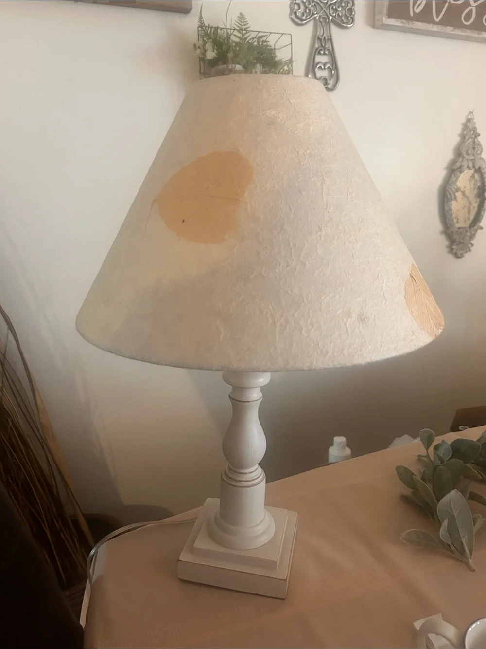 50%offw❤️ Pottery Barn Kids wood Table Lamp Base vintage papyrus leaf Shade flaw